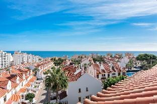 Lovely penthouse near the Marina Ref M15 Hotel in Estepona