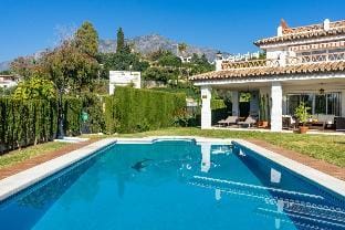 Spectacular villa with private pool Ref 41 Hotel in Mijas