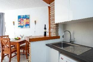 Lovely Casa Siesta in Calahonda with pool Ref 137 Hotel in Sitio de Calahonda