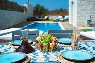 Villa Prima - With Private Heated Pool Hotel in Crete