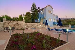 Blue Villa 2 - With Private Pool Hotel in Crete