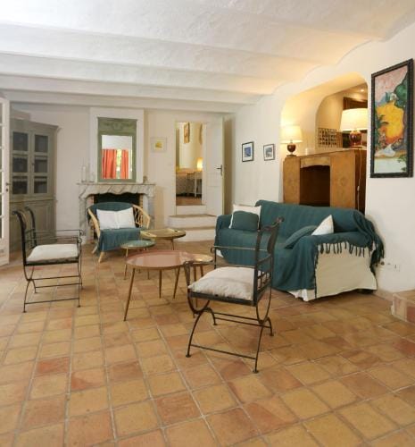 Le clos de la tour cassis piscine chauffee Hotel in Cassis