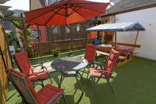 Weinstube Pension Moselblumchen Hotel in Bernkastel-Kues