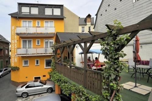 Weinstube Pension Moselblumchen Hotel in Bernkastel-Kues