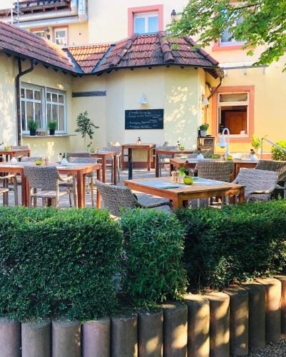 Hotel & Restaurant Gruner Baum Merzhausen Hotel in Freiburg