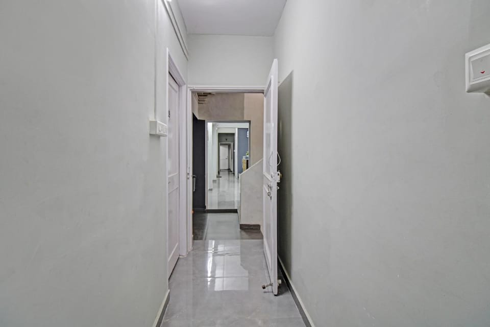 Hotel O Moonlight Inn Hotel in Maharashtra