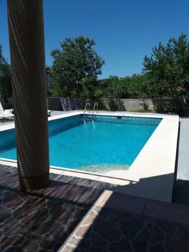 Apartments Villa Dona Hotel in Dubrovnik-Neretva County