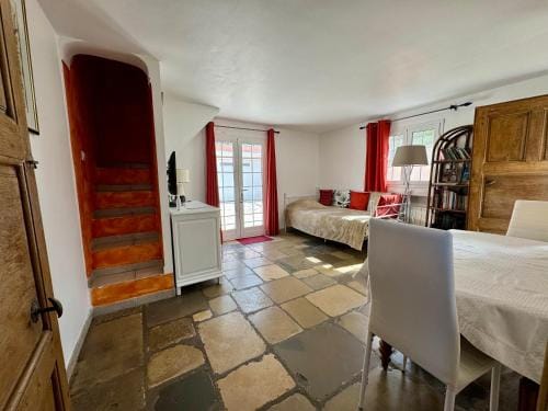 Chambre d'hotes duplex Le petit mas nicois de la Villa rose Hotel in Nice