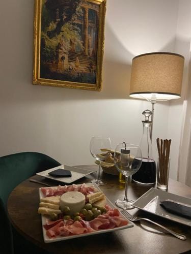 GUALTIERI LUXURY SUITE Hotel in Ercolano