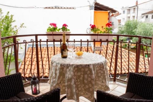 Room Adry with balcony, free parking & bikes Hotel in Rovinj