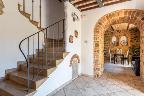 Le Volte ( Matrimoniale esclusiva piu divani letto) Hotel in Gambassi Terme