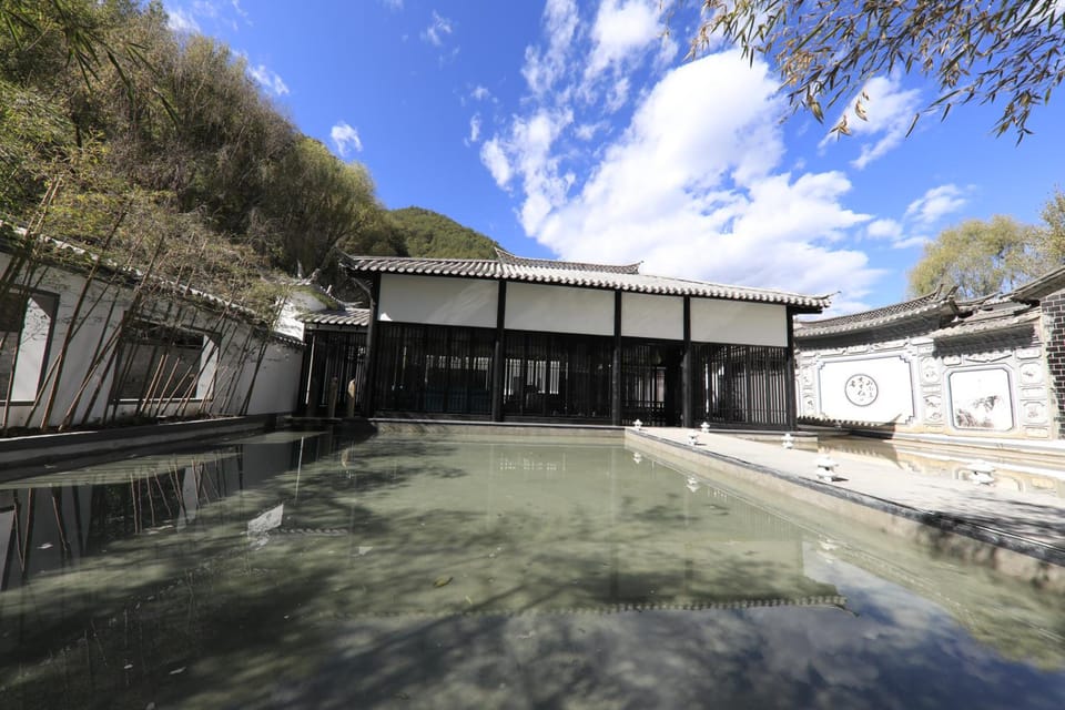 Gongxili Qingdu Hotel (Shangri-La Tiger Leaping Gorge Shop) Hotel in China