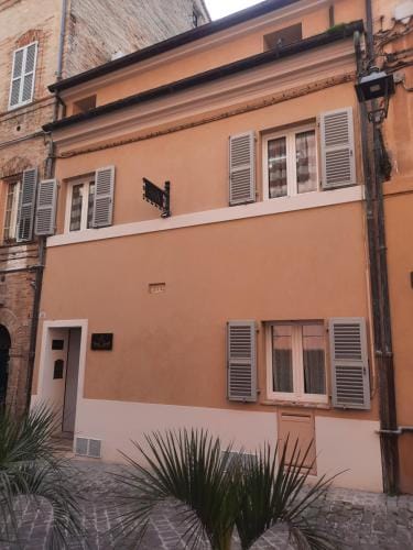 AURUM Affittacamere Hotel in Loreto