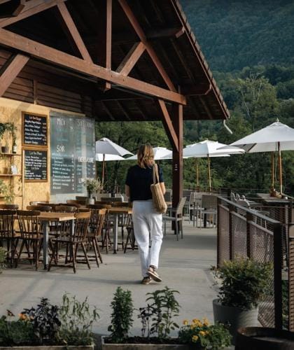 Auberge du pont de l'Abime Inn in Haute-Savoie