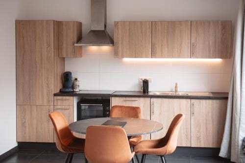 K&Y suite 1 Brussels airport 500m! Hotel in Flanders