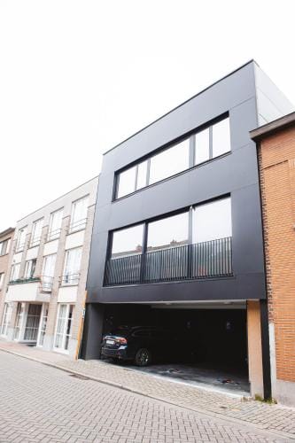 K&Y suite 1 Brussels airport 500m! Hotel in Flanders