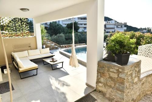 SUNRISE LUXURY POOL VILLA Hotel in Kavala, Greece