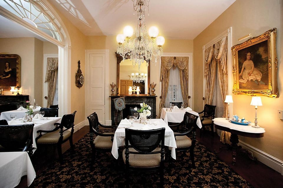Monmouth Historic Inn Inn in Natchez