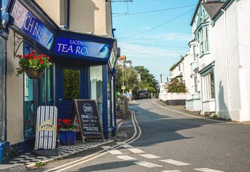 Manorbier House - Caldey Island Room Hotel in Wales