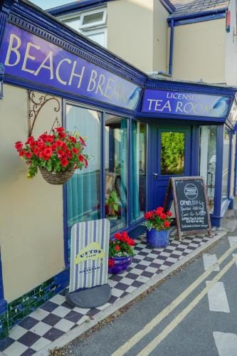 Manorbier House - St Anne's Room Hotel in Wales