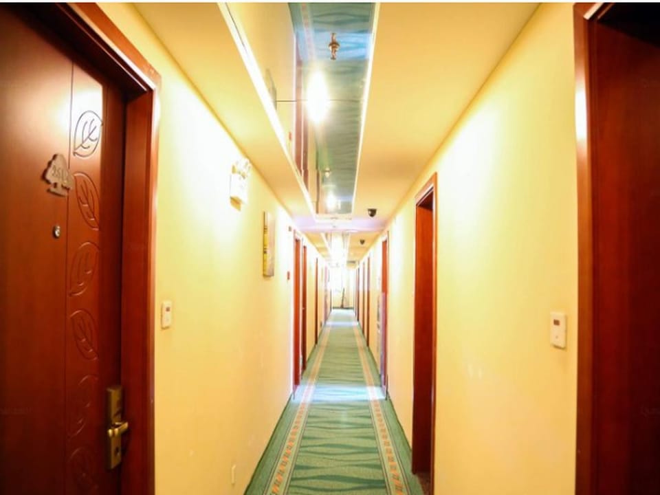 GreenTree Inn Wuxi Hubin Business Street Hotel Hotel in Suzhou