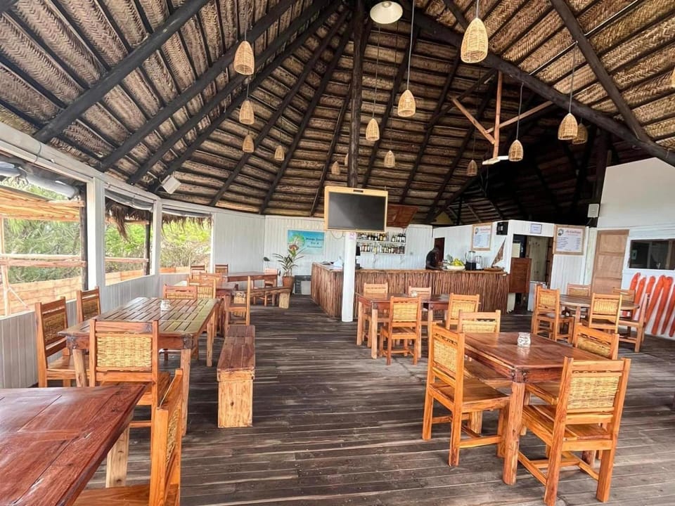 Bar/lounge