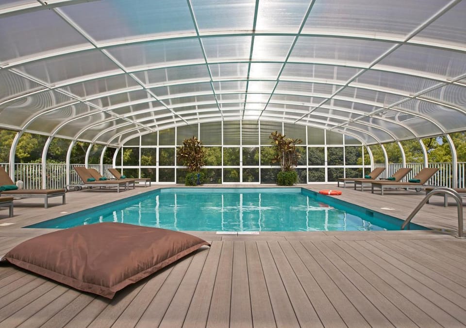Private pool