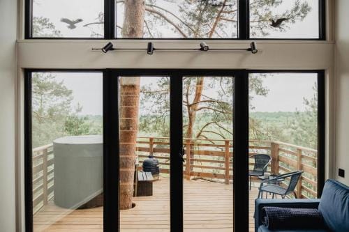 Treehouse Virs Bedugnes Hotel in Kaliningrad Oblast, Russia