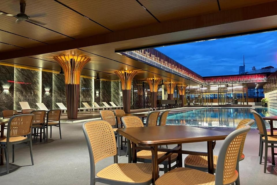 Swimming pool