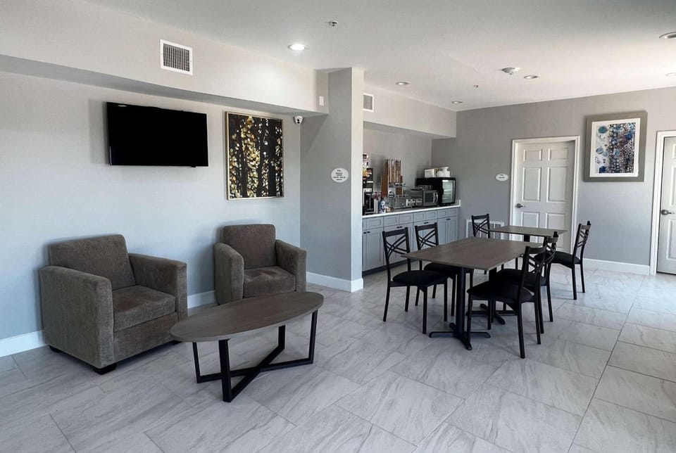 Baymont by Wyndham Freeport Texas Hotel in Freeport