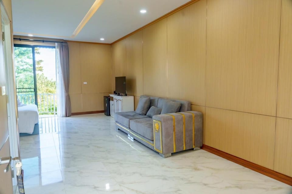 Olympus Khaoyai Hotel in Laos