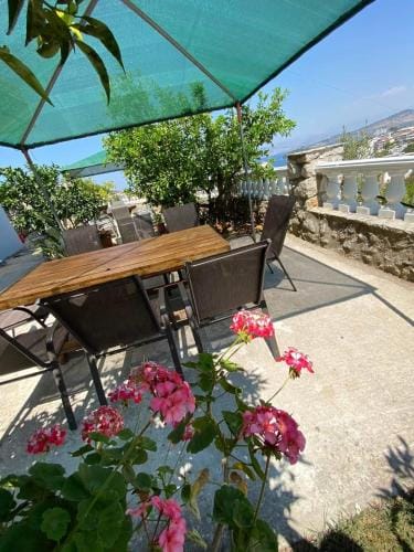 Vila Mare Mateo Hotel in Ksamil