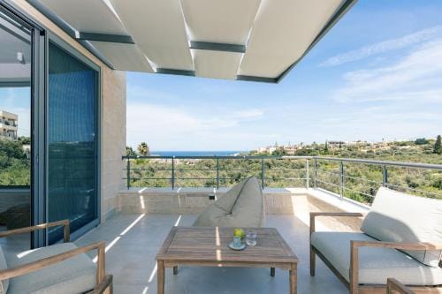 Heniochos Villas Hotel in Crete
