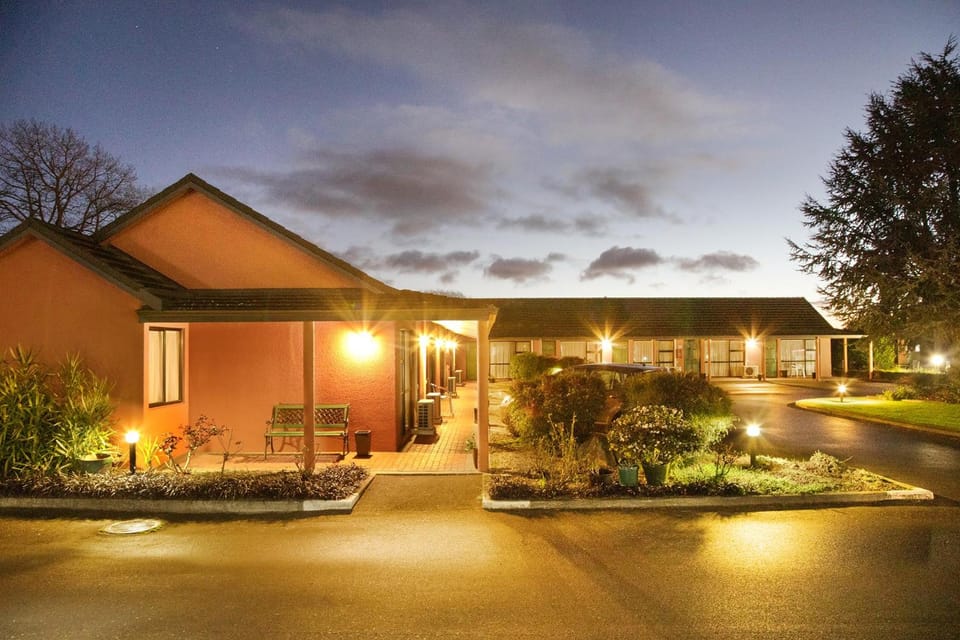 Pavilion Motel & Conference Centre Motel in Palmerston North