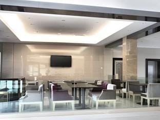 Super 8 Hotel Ningbo Beilun Yingxiu City Hengshan Roa Hotel in Zhejiang