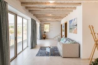Villa Galatia I Free*heated pool, ideal for groups Hotel in Crete