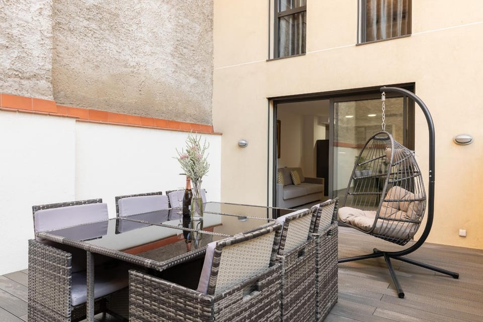 Cosmo Apartments Consell de Cent Apartment hotel in Barcelona