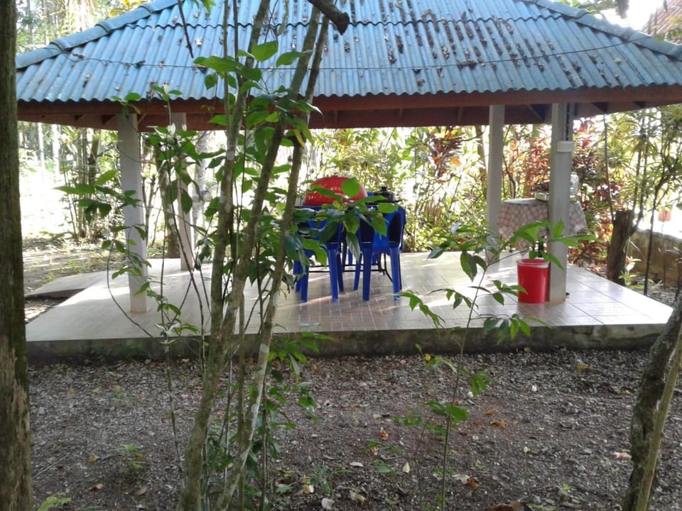 Suan Bang Bon B&B Inn Hostel in Krabi Changwat
