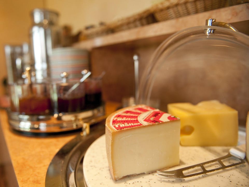 Crystal Hotel Hotel in Lausanne