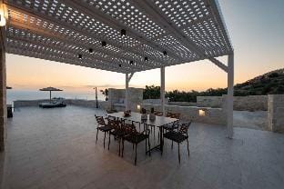 Actea Seaview Villa II Free* heated pool, 800m sea Hotel in Crete
