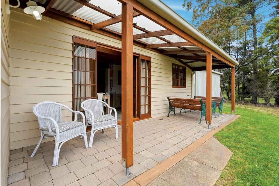 Otago Cottage Hotel in Tasmania