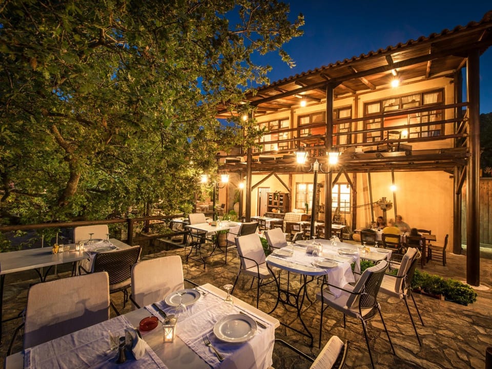 Enagron Ecotourism Village Apartment hotel in Crete