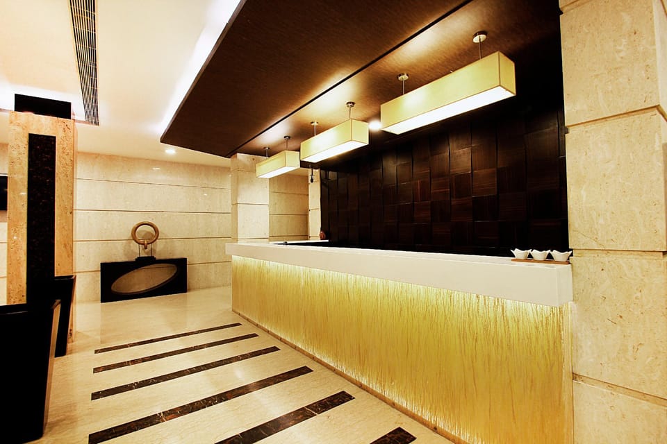 Cenneys Gateway - Pride of Salem Hotel in Tamil Nadu