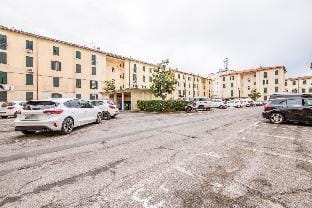 Travel & Station Apartament Hotel in Livorno