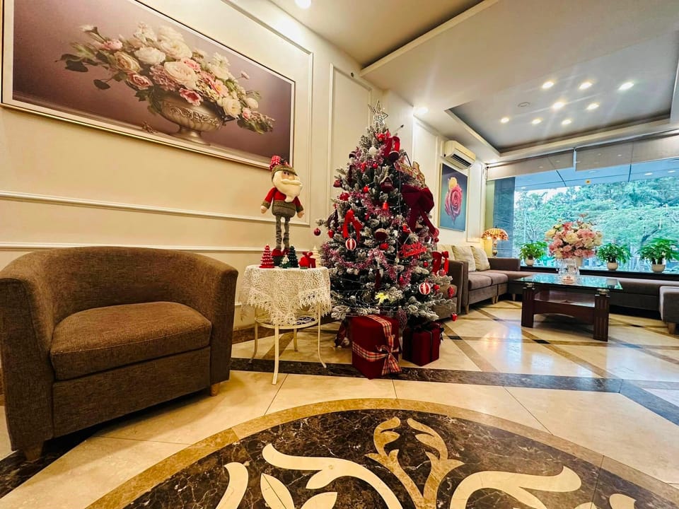 Hoa Hong Hotel 2 - Xa Dan Hotel in Hanoi
