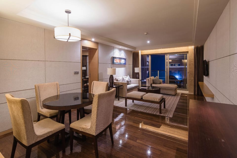Kingkey Palace Hotel Shenzhen Resort in Shenzhen