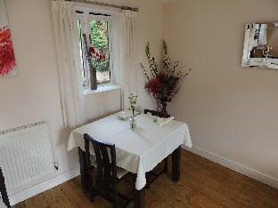 The Manor Coach House Hotel in Worcester