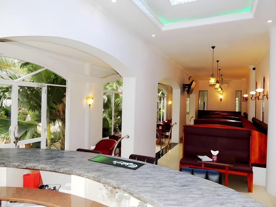 Bar/lounge