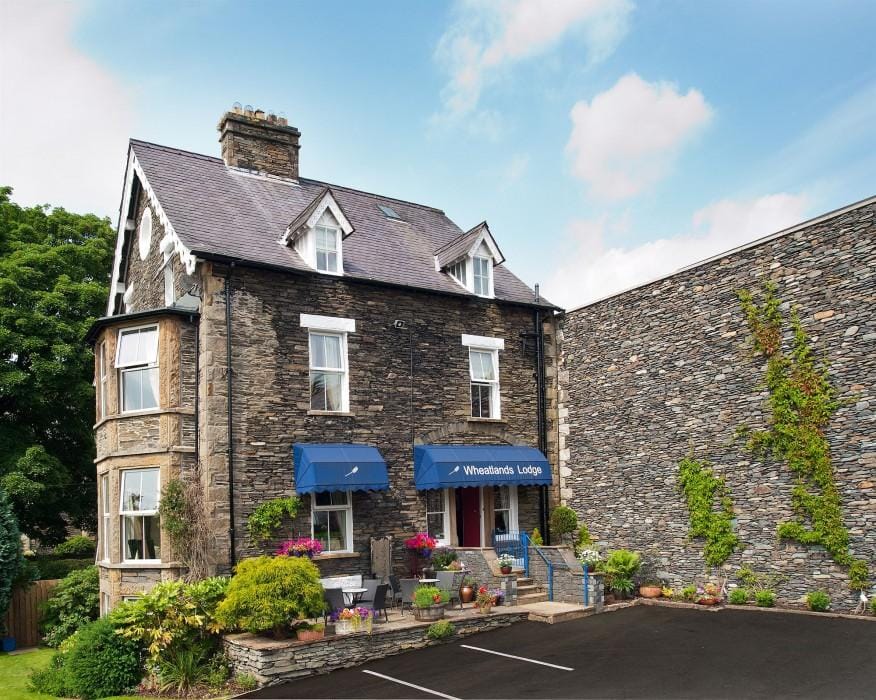Wheatlands Lodge - Bed & Breakfast Hotel in Windermere