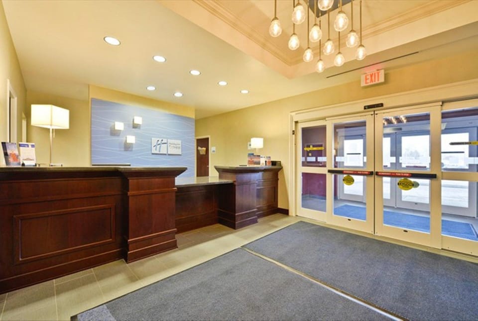 Holiday Inn Express & Suites Utica By IHG Hotel in Utica